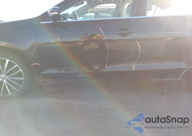 3VWLP7AJ6CM425794: 43492699