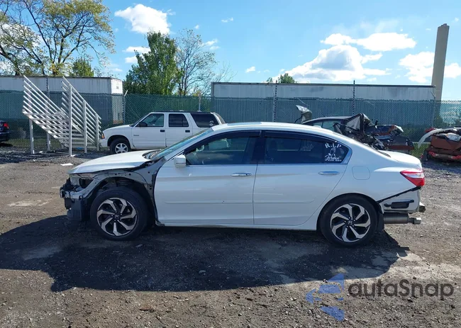 1HGCR3F85GA009817: 43492707