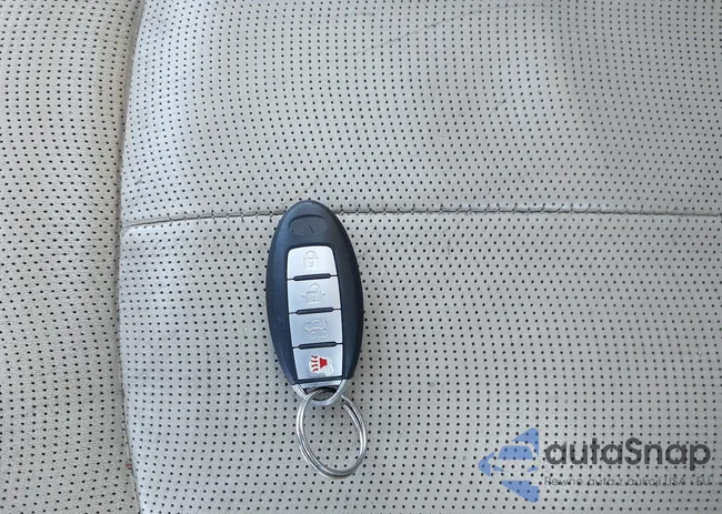 JN1BV7AR1EM696385: 43492753