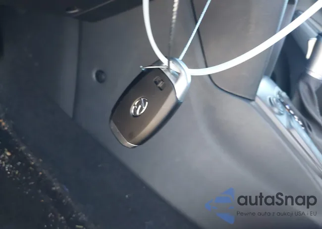 KM8K22AA3MU669394: 43492785