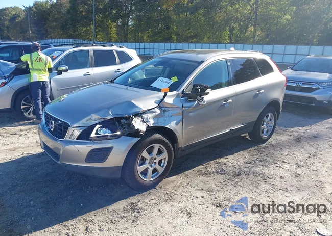 YV4940DZ0B2181836: 43492842