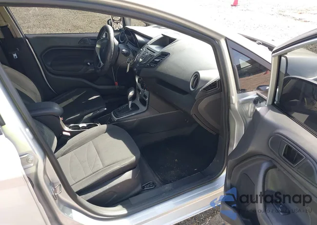 3FADP4BJXKM125961: 43492096