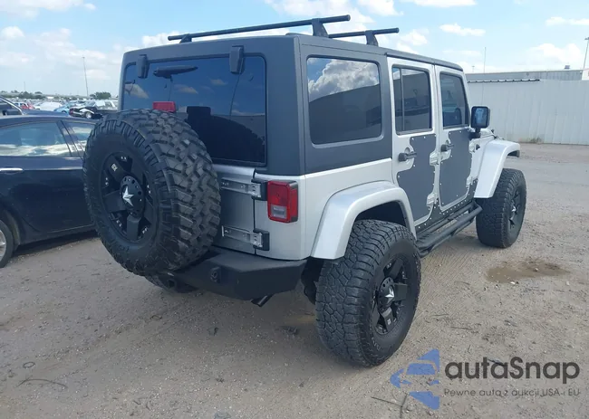 1C4BJWFG7CL281844: 43493525