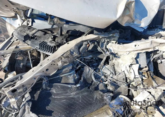 1HGCR2F38FA182003: 43493708