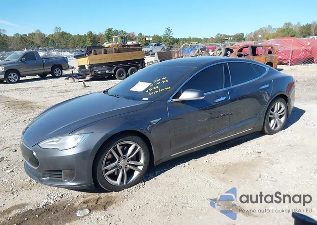 5YJSA1S2XFF095168: 43493710