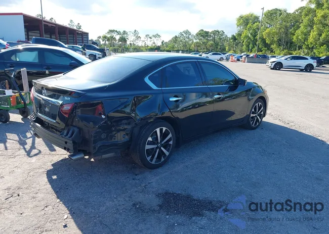 1N4AL3AP3JC234020: 43493761