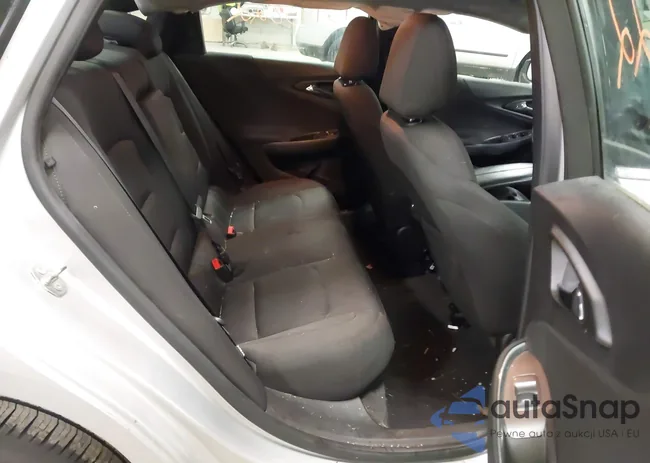 1G1ZD5ST1KF114453: 43493822