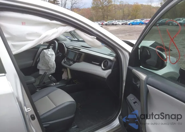 2T3YFREV3EW090581: 43493886