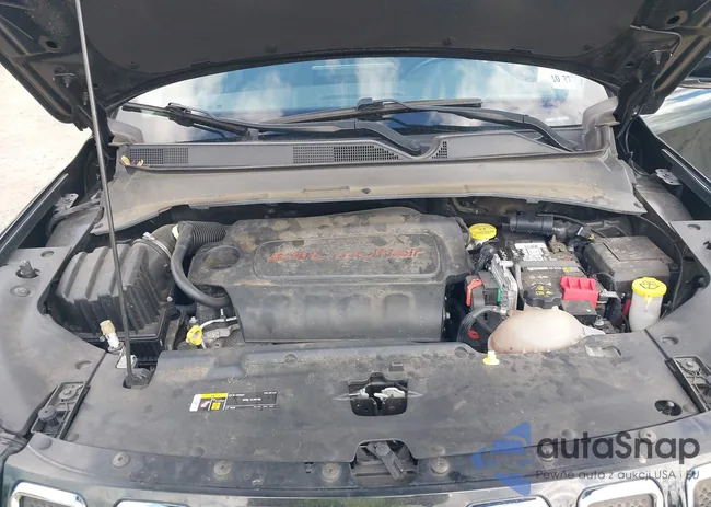 3C4NJDCB9NT150030: 43493046