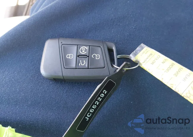 1V2ER2CAXJC552292: 43493172