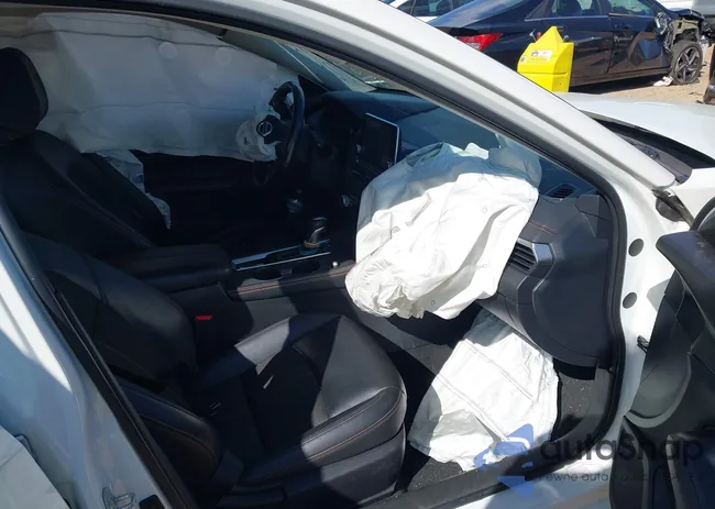 1N4BL4CV2KC187053: 43493238