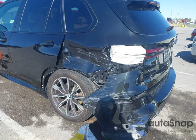 5UX23EU06R9S58232: 43493258