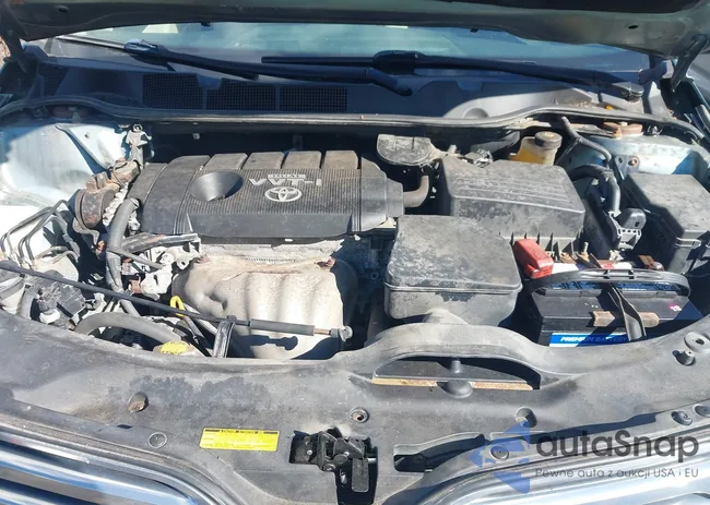 4T3ZE11A29U009930: 43494850