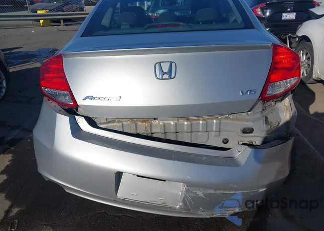 1HGCS2B84BA008381: 43494396