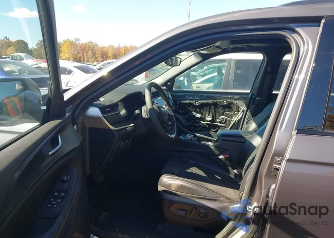 1C4RJKAGXP8831478: 43494417