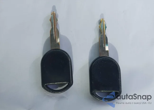 1FTYR10D58PB16704: 43495732