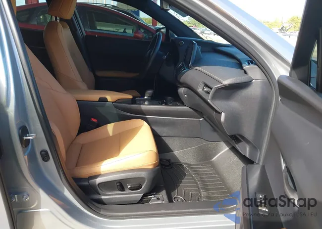 JTHYBJAH4S2012245: 43495841