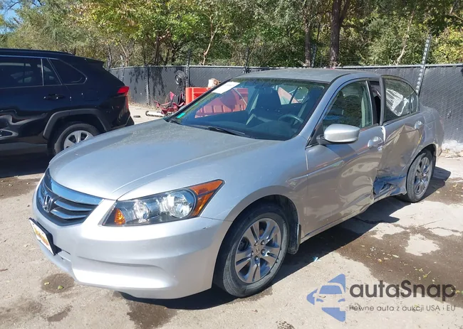 1HGCP2F64CA165923: 43495917