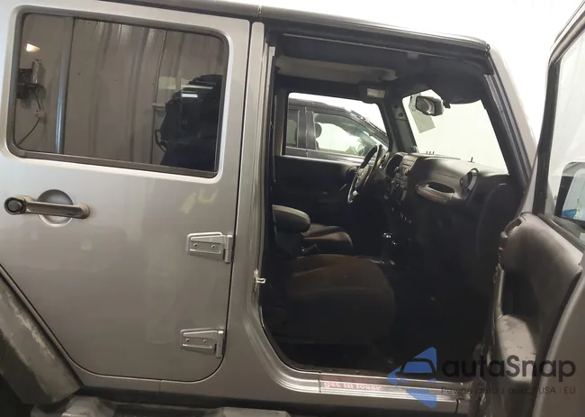 1C4BJWDG7EL312368: 43495924