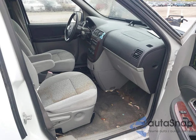 1GNDV23WX8D197463: 43495098