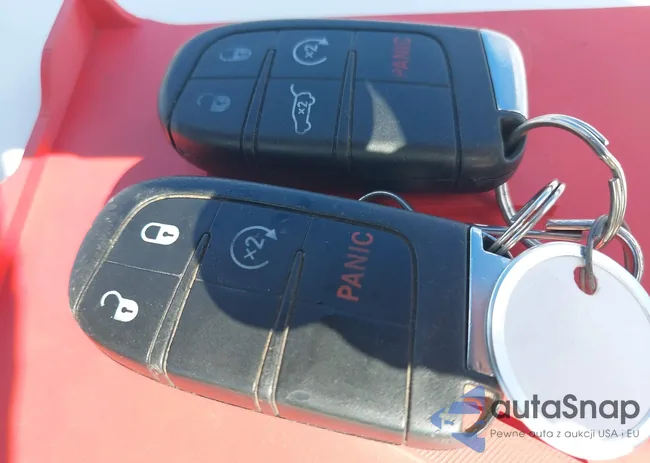 3C4NJDDB5JT299382: 43496592