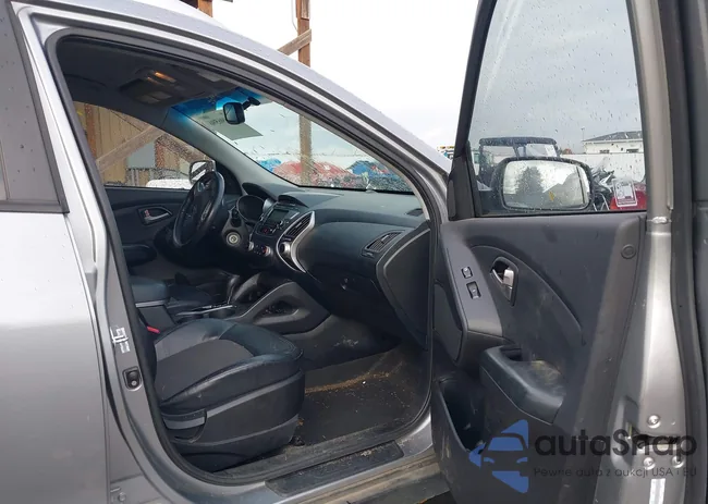 KM8JU3AC2BU261768: 43496596