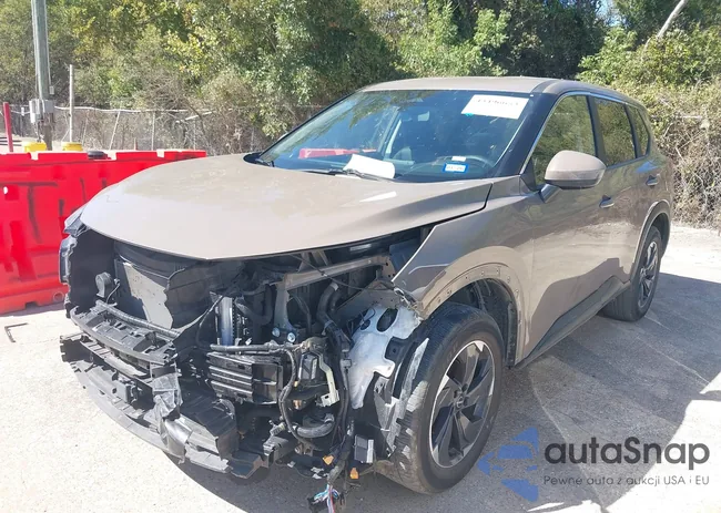 JN8BT3BA9SW008027: 43496653