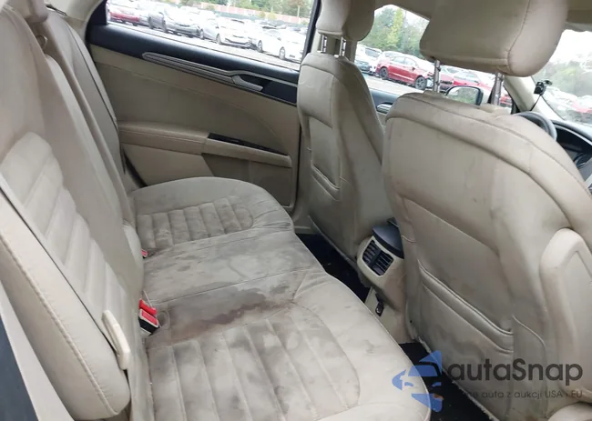 3FA6P0H74FR196143: 43496661