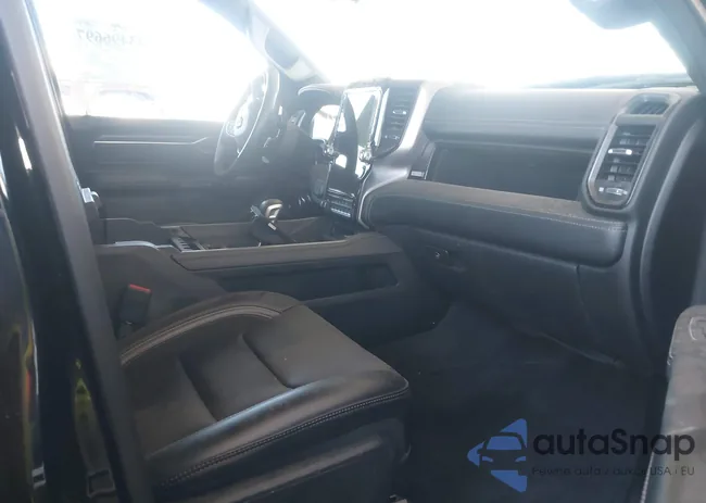 1C6SRFU92PN542795: 43496697