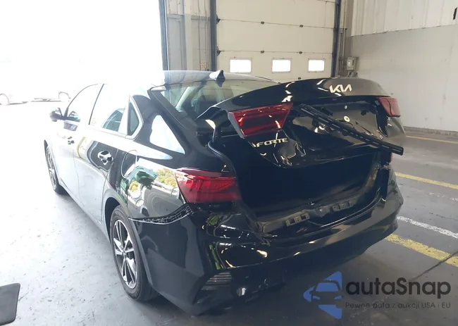 3KPF24AD5RE737728: 43496705