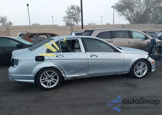 WDDGF4HB0DA864630: 43496787