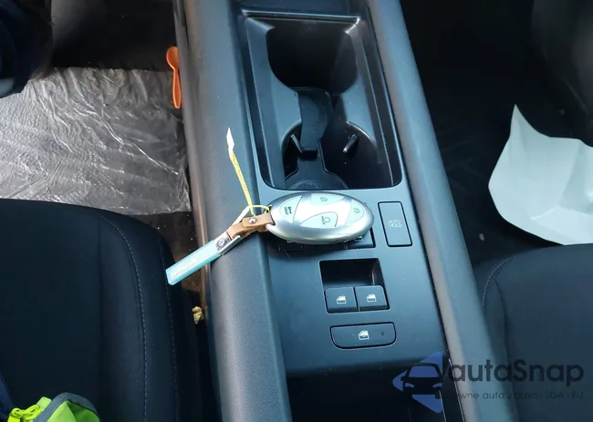 KMHM24AA4SA083760: 43496873