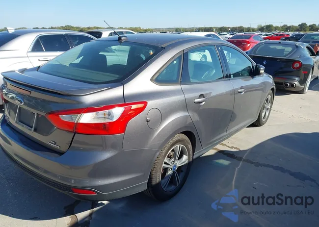 1FADP3F26EL109422: 43496244