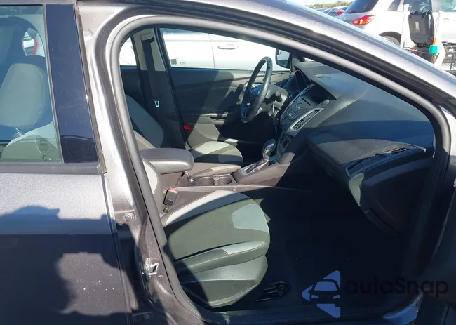 1FADP3F26EL109422: 43496244