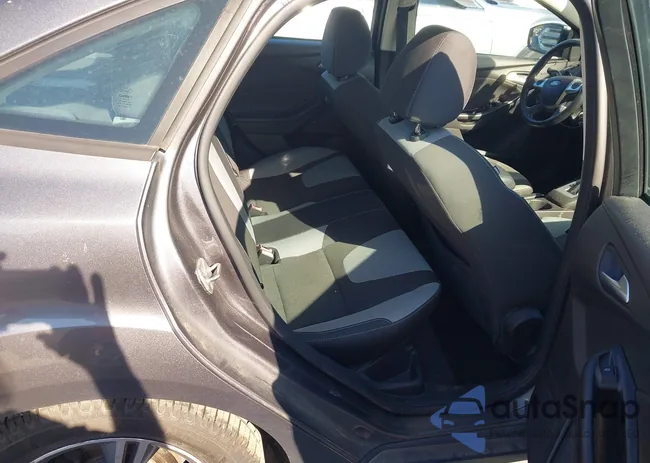 1FADP3F26EL109422: 43496244