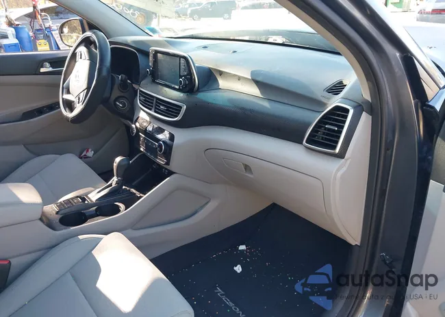 KM8J2CA40MU386995: 43496433