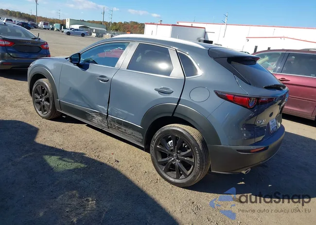 3MVDMBCM1SM827858: 43497485