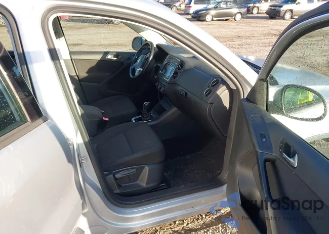 WVGBV7AXXFW547258: 43497529