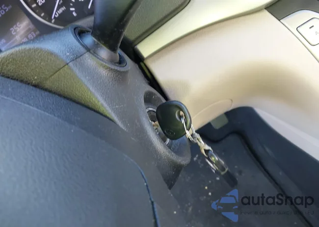 KMHD84LF7HU245900: 43497665