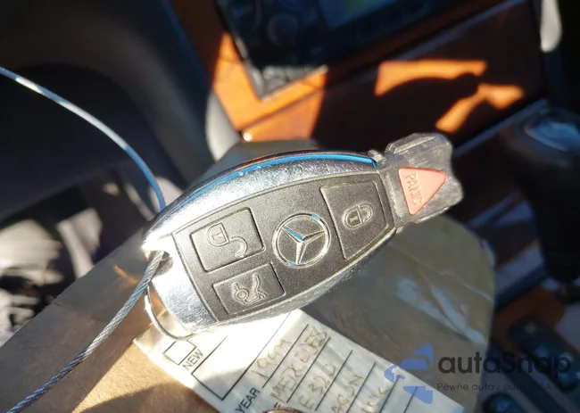 WDBJH82FXXX017045: 43497742