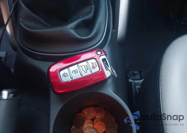 KMHTC6AE1DU174106: 43497748