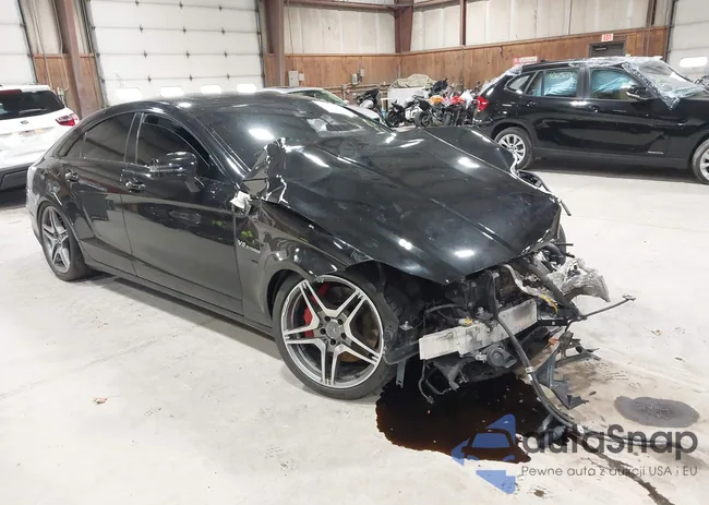 WDDLJ7EB9CA033211: 43497862