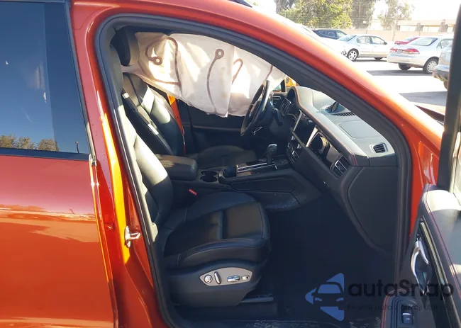 WP1AA2A56PLB11974: 43497073