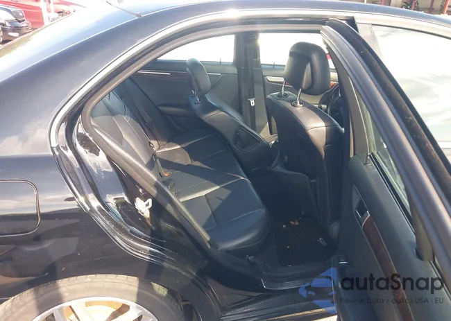 WDDGF4HB7DR276127: 43498720