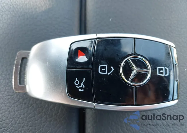 W1KZF8EB6MA886166: 43498869