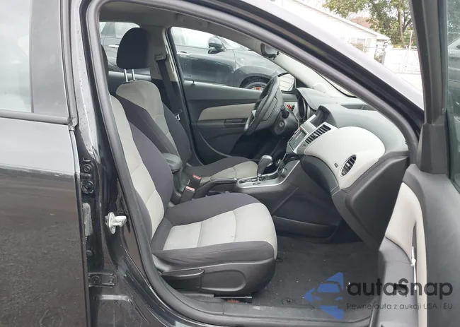 1G1PA5SG9E7279040: 43498268