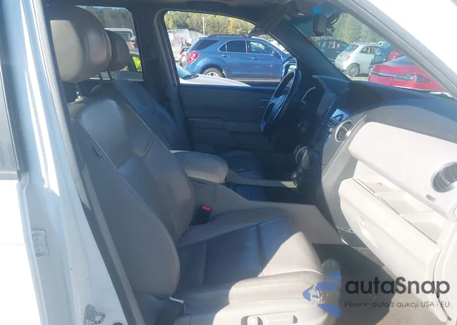 5FNYF3H77CB043146: 43499446