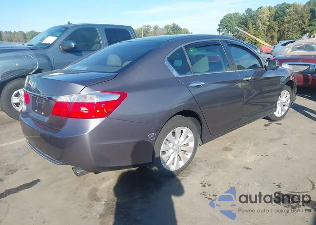 1HGCR2F73EA106139: 43499522