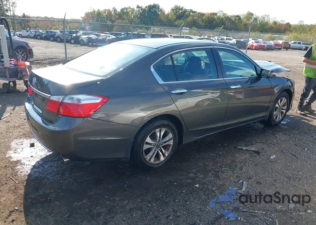 1HGCR2F35FA038277: 43499573