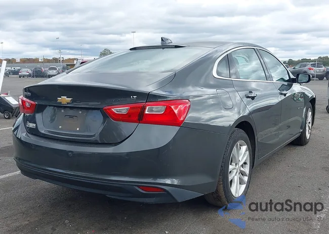 1G1ZE5STXHF230899: 43499681